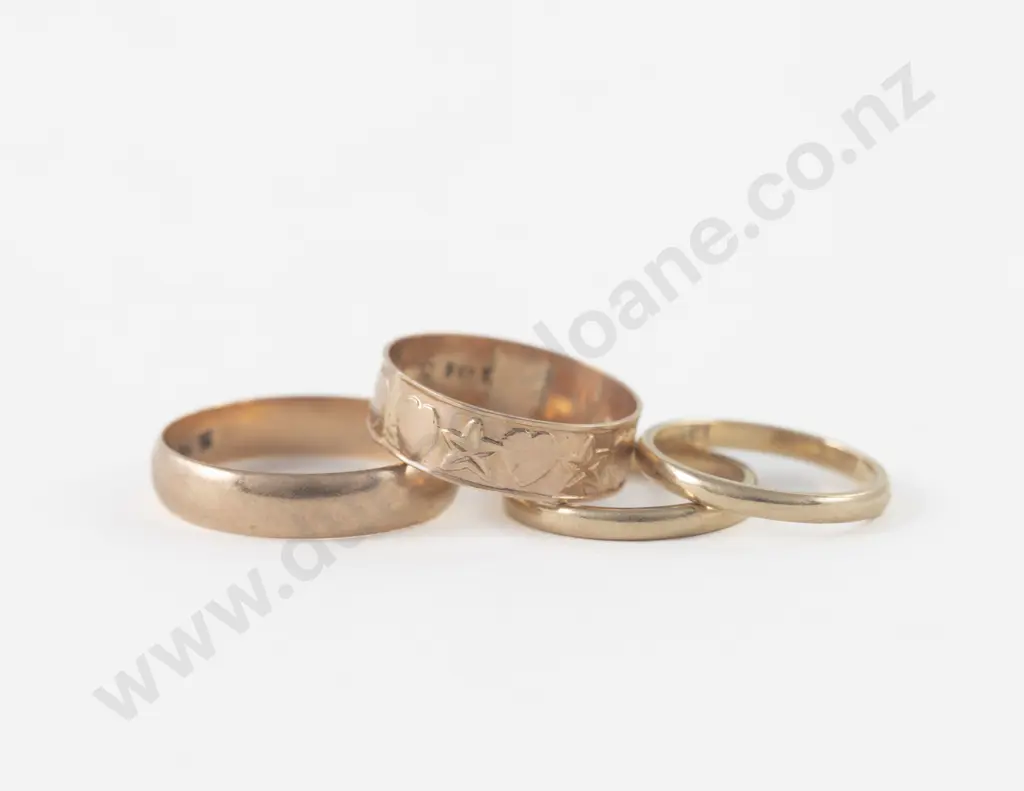 Four 9ct Plain Wedding Bands Image 1++
