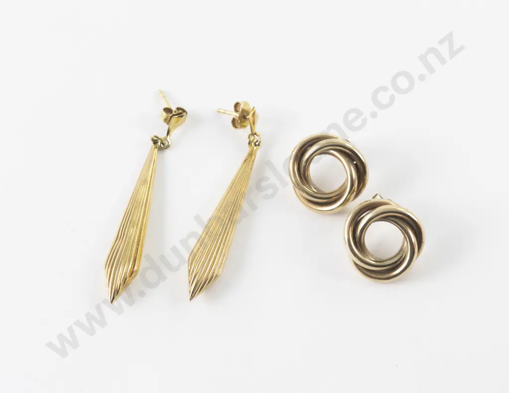 Two Pair 9ct Circular Twist and Pendant Drop Pierced Earrings Image 1++