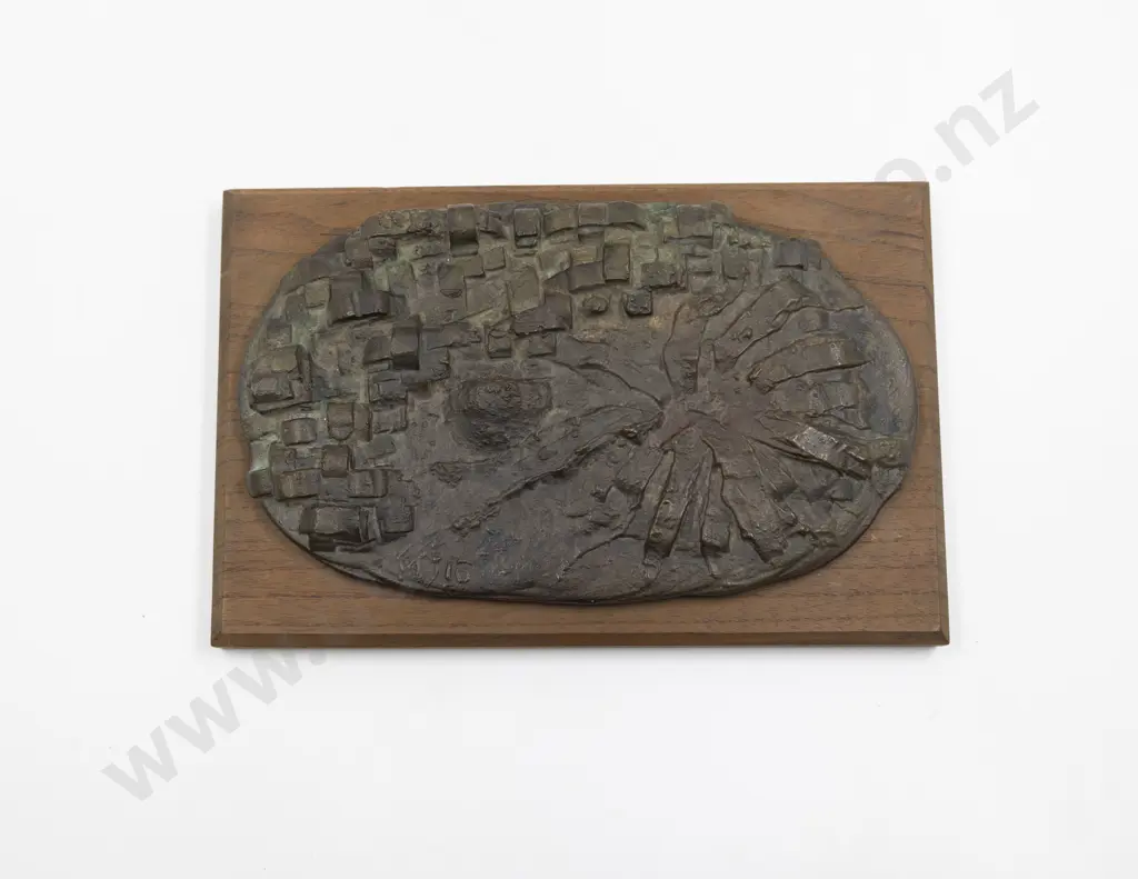 Di Conway - Relief Bronze Plaque Image 1++
