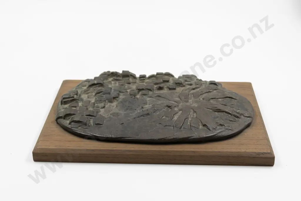 Di Conway - Relief Bronze Plaque Image 1++