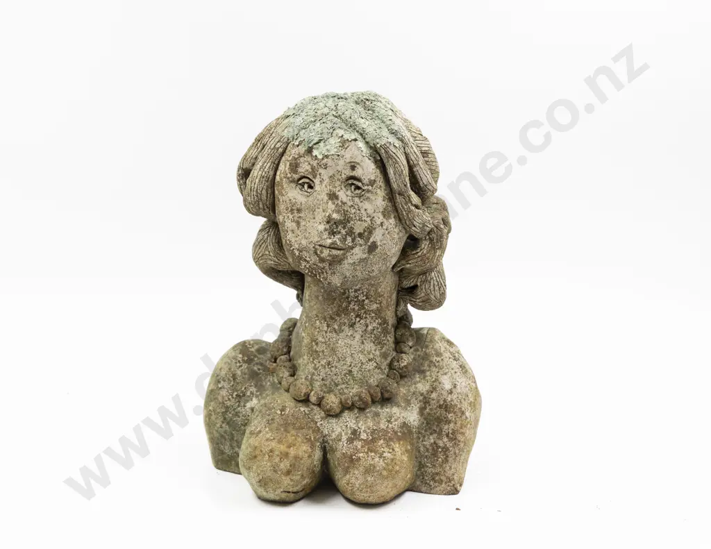 Di Conway - Figural Bust Image 1++