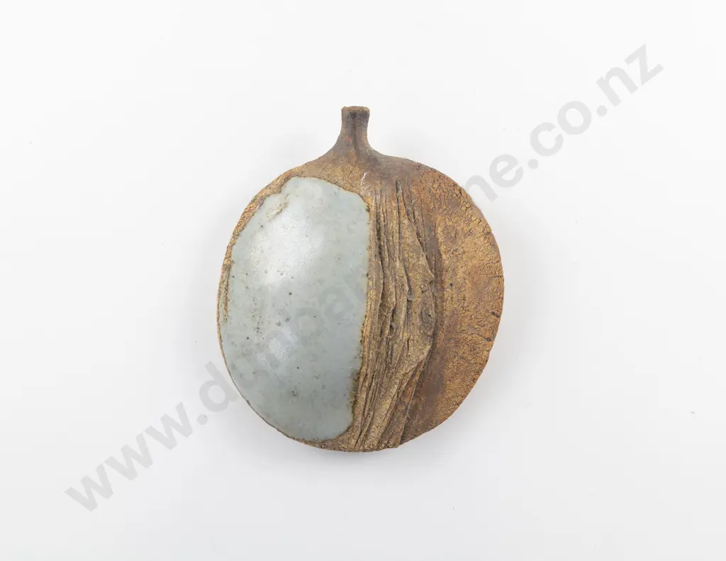 Doris Dutch Wall Hanging Vase Image 1++