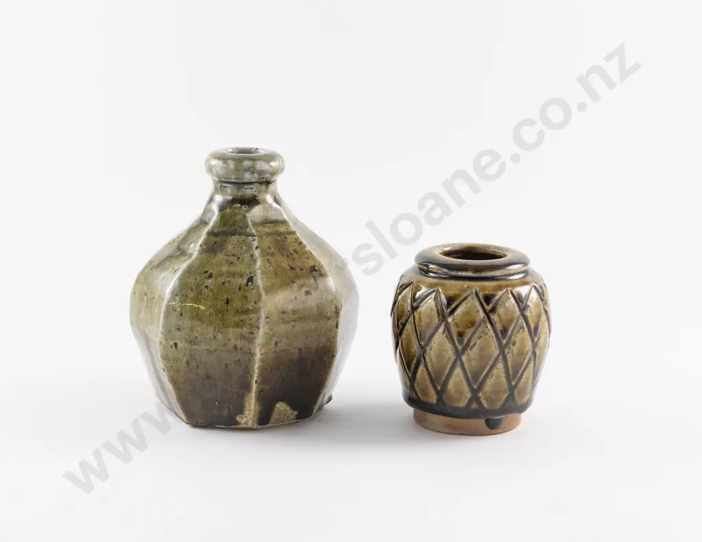 Two NZ Stoneware Vases Image 1++