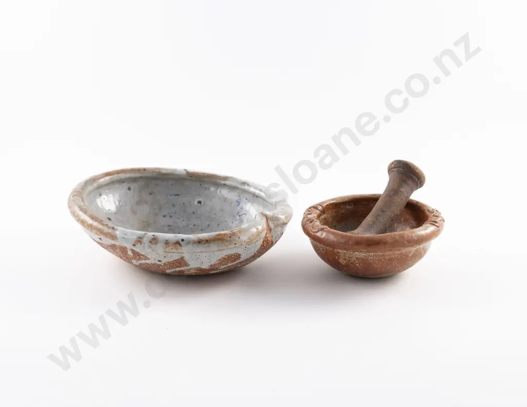 NZ Pottery Serving Bowl & Mortar and Pestle Image 1++