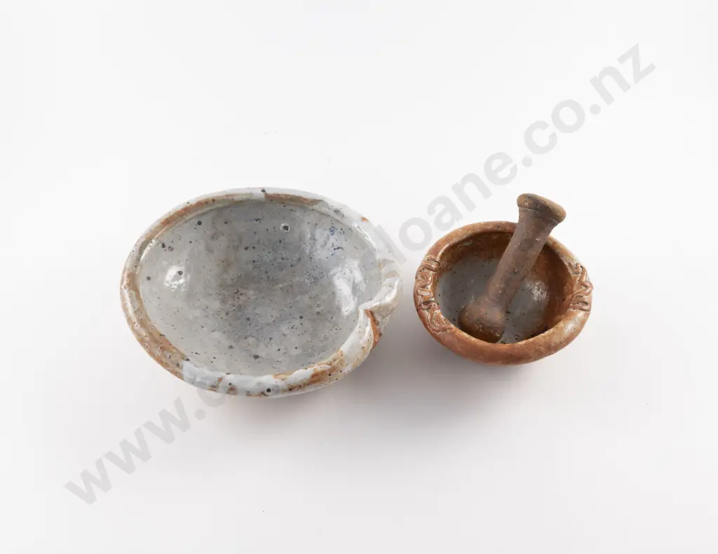 NZ Pottery Serving Bowl & Mortar and Pestle Image 1++