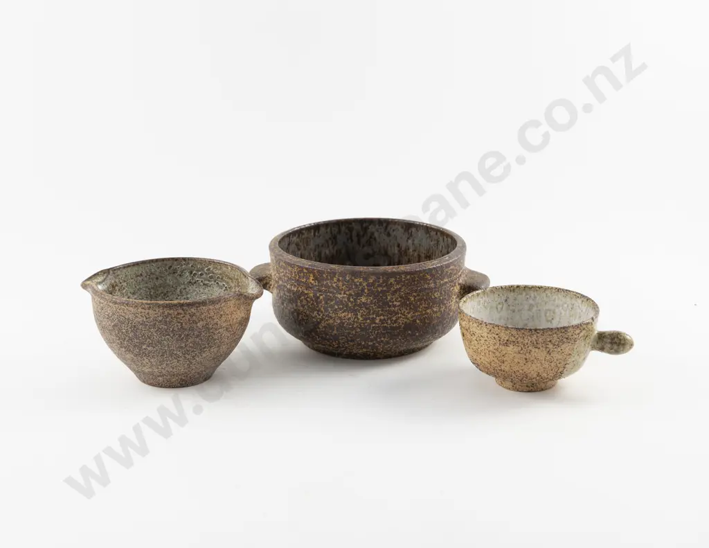 Three Pieces Zaalberg Holland Pottery Image 1++