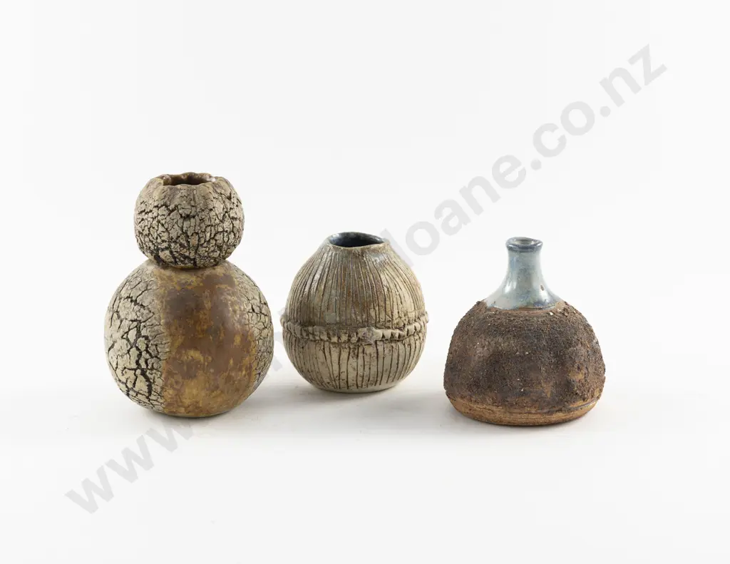Three NZ Pottery Vases Image 1++