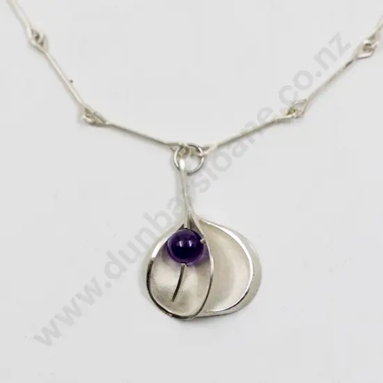 NZ Mid Century Sterling Silver & Amethyst Pendant