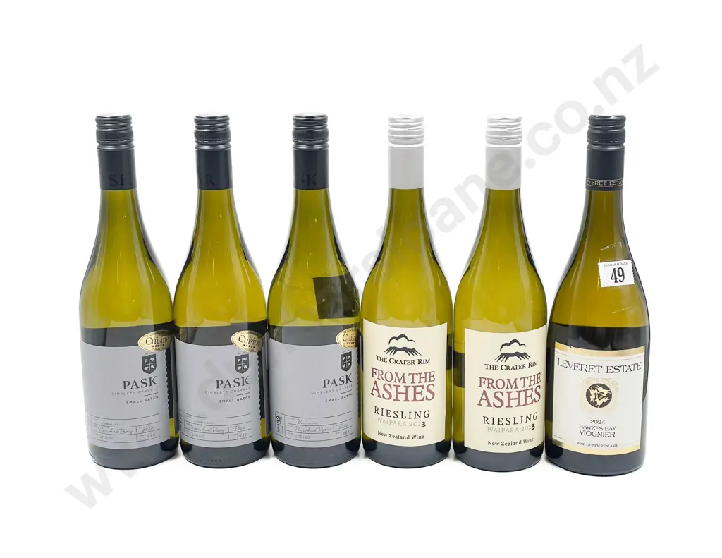NZ Six Assorted White Wines Image 1++