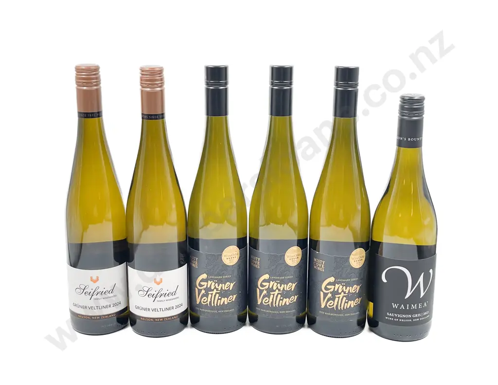 NZ Seven Assorted White Wines Image 1++