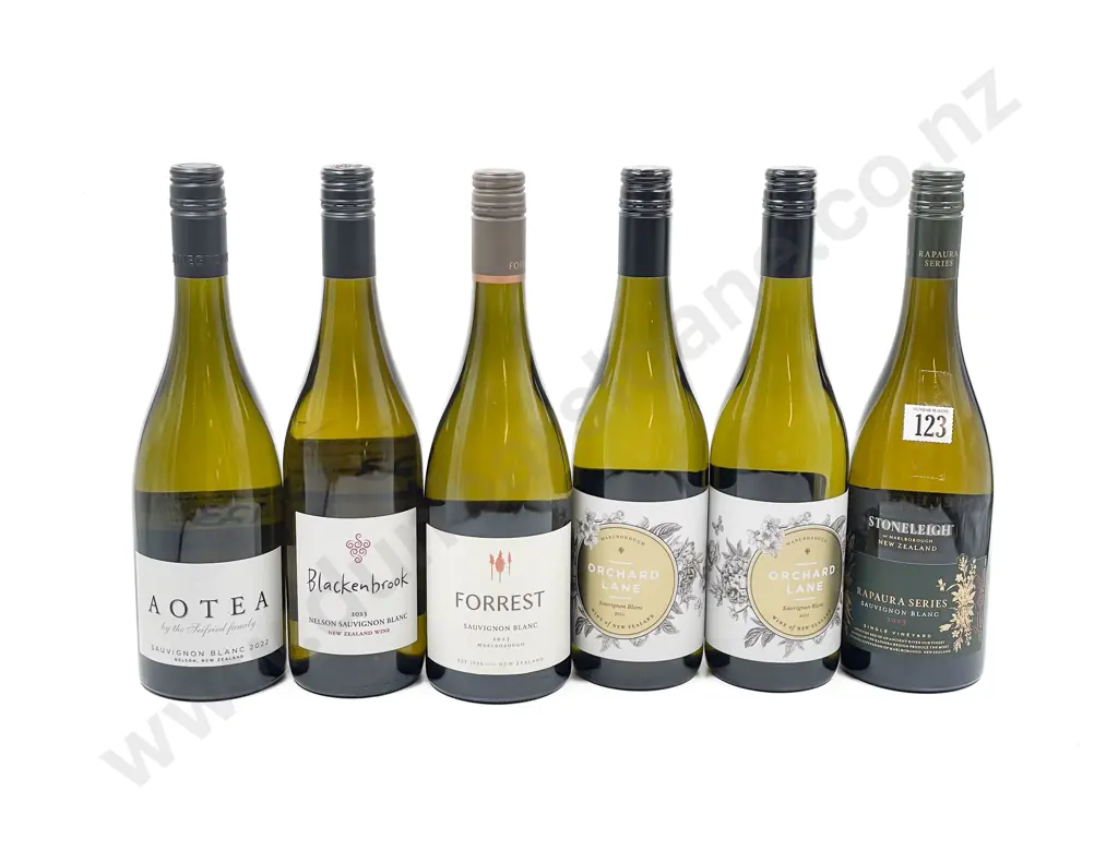 NZ Six Assorted Sauvignon Blanc Image 1++