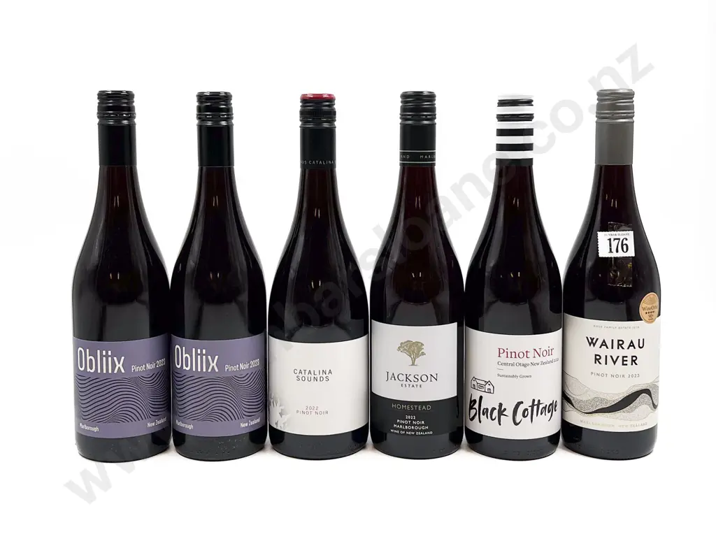 NZ Six Assorted Pinot Noir Image 1++