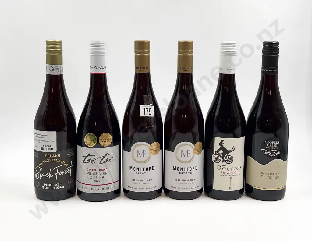 NZ Six Assorted Pinot Noir Image 1++
