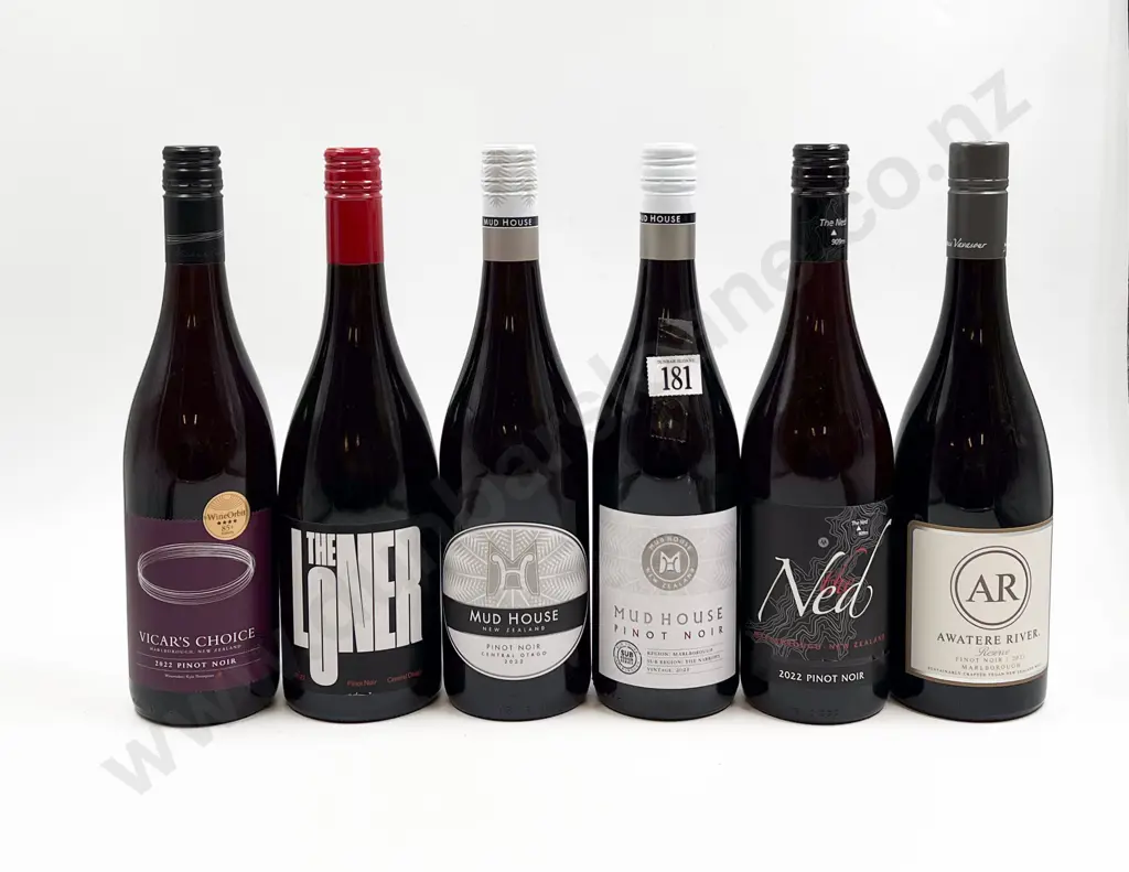 NZ Six Assorted Pinot Noir Image 1++