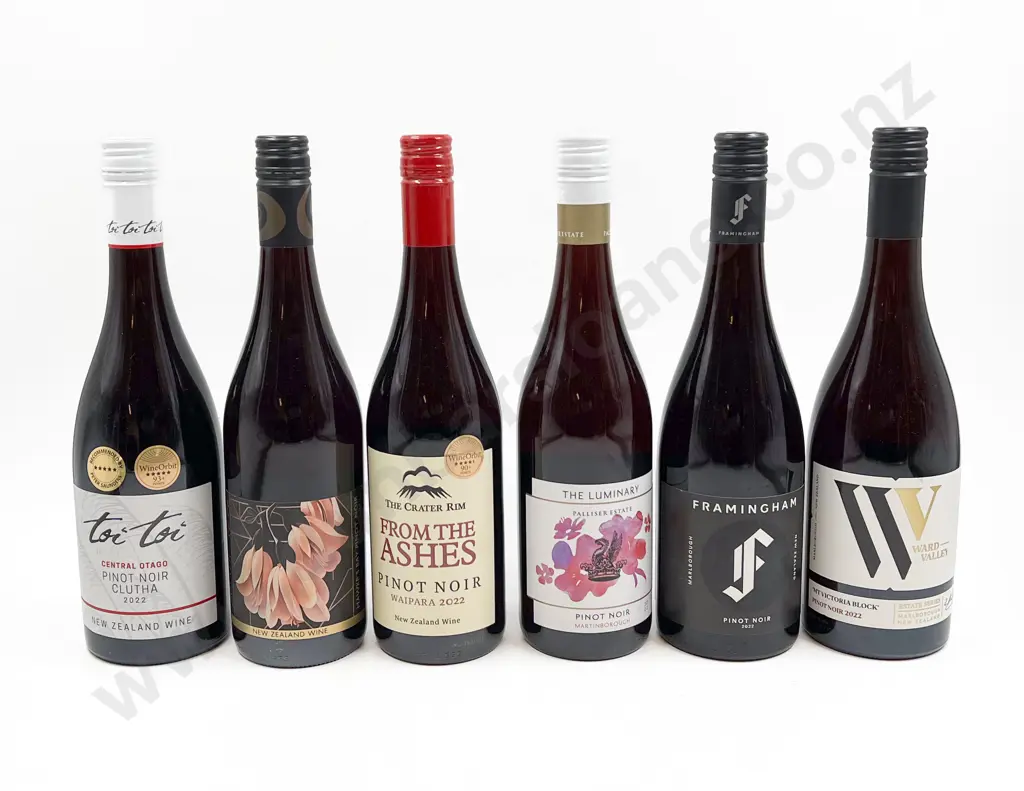 NZ Six Assorted Pinot Noir Image 1++