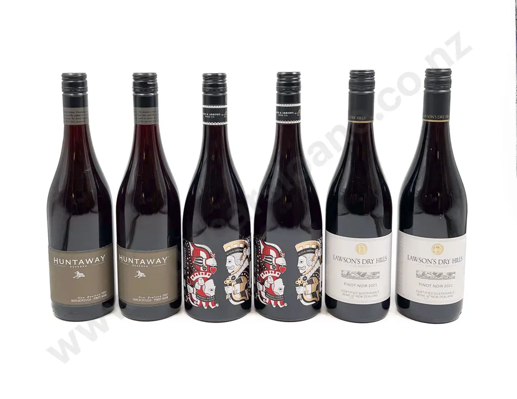 NZ Six Assorted Pinot Noir Image 1++