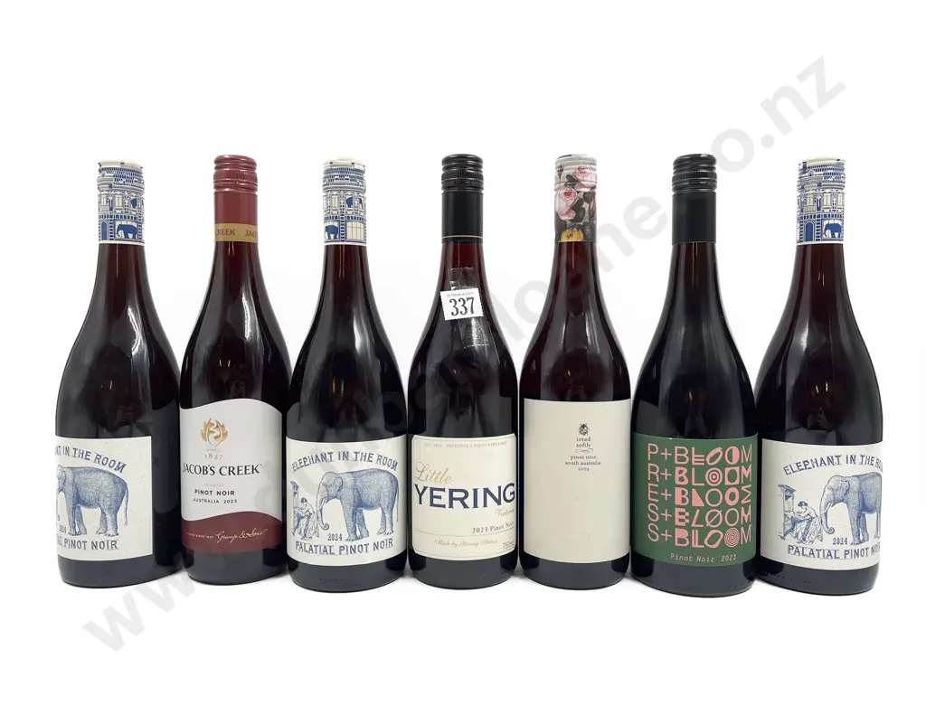 AUST Seven Assorted Pinot Noir Image 1++