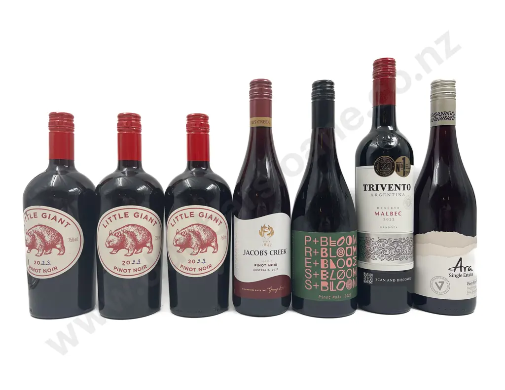 AUST Six Assorted Pinot Noir Image 1++