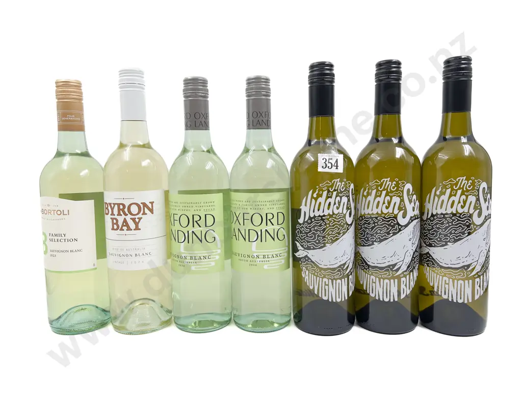 AUST Seven Assorted Sauvignon Blanc Image 1++