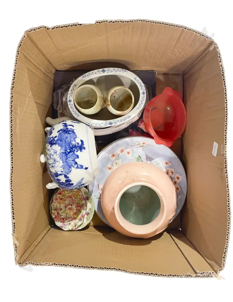 O. C. Stephens Vase (Faults) together with Assorted China etc Image 1++