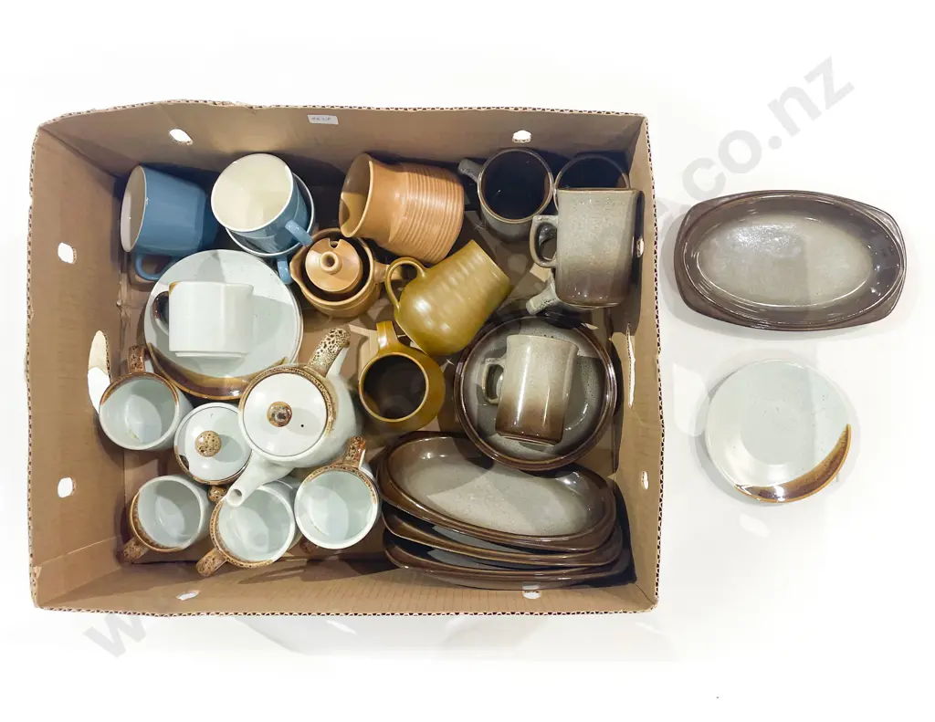 Qty of Assorted Stoneware Image 1++