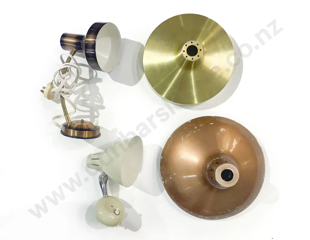 Qty of Assorted Vintage Lamps and Pendant Light Shades Image 1++