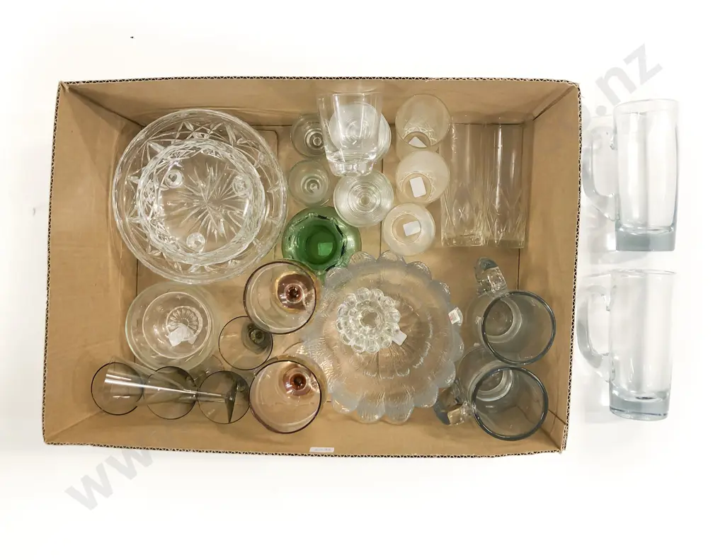 Box of Assorted Crystal and Glassware Image 1++