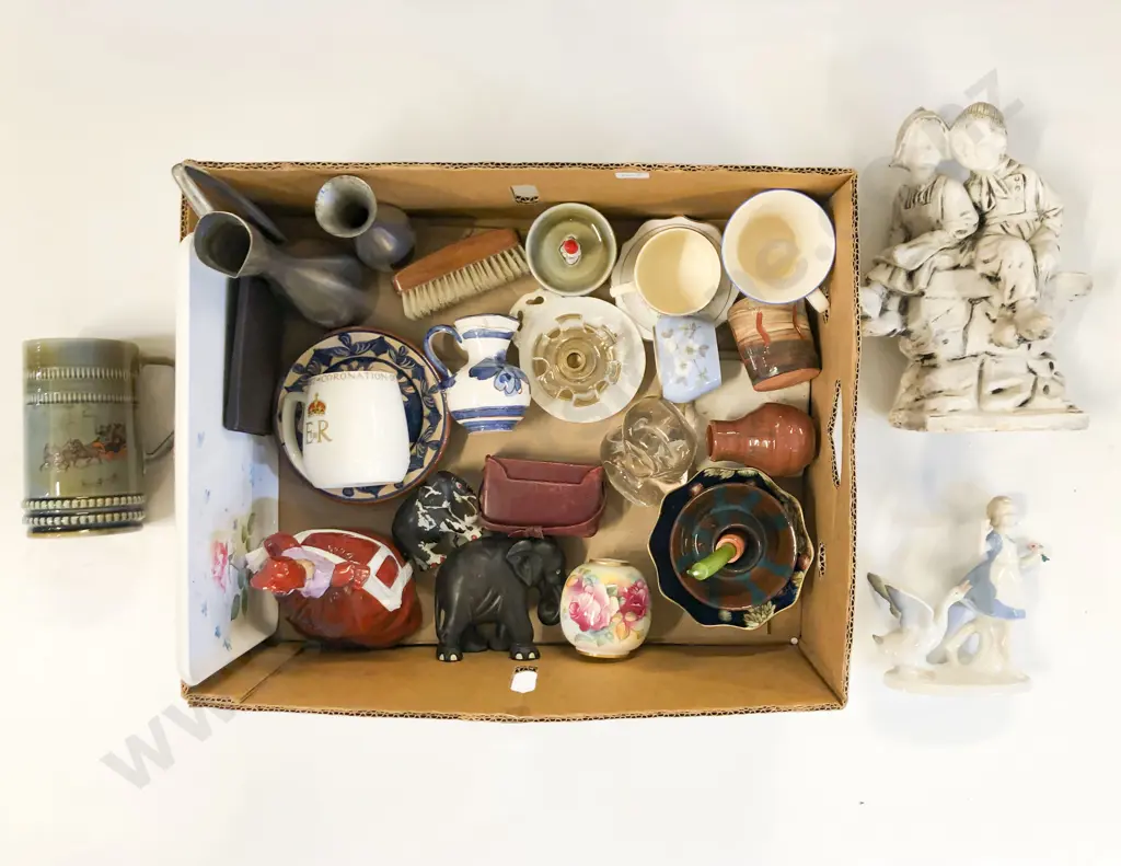 Qty of Assorted China and Ornaments etc. Image 1++