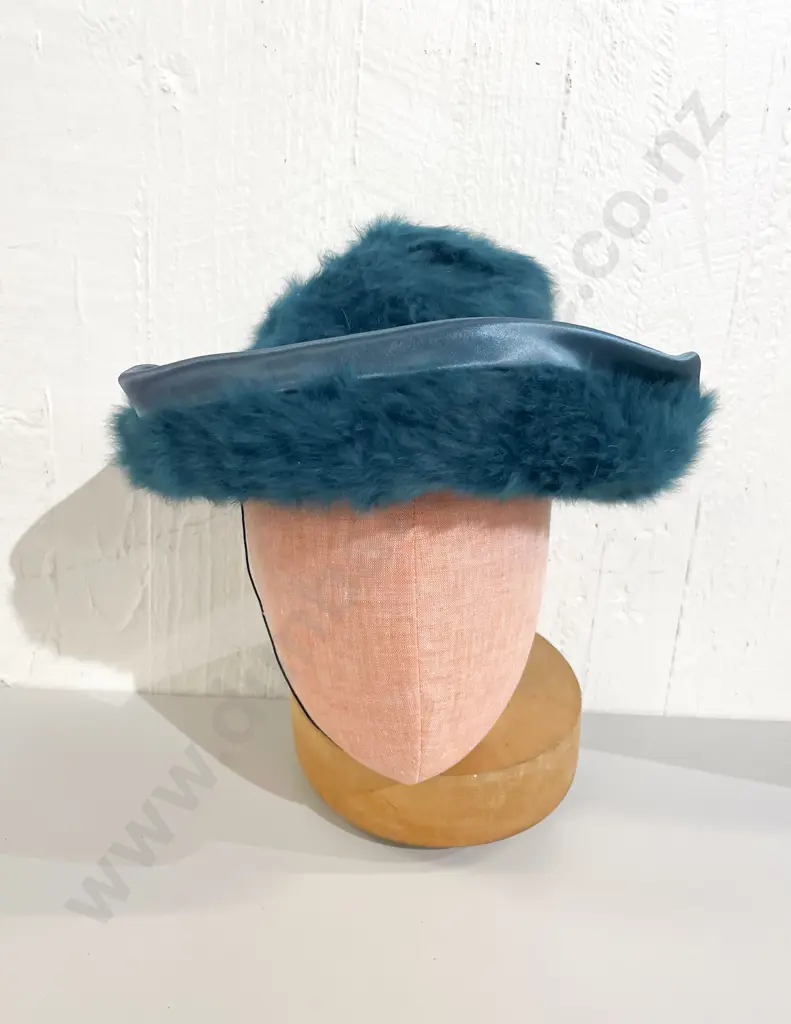 Qty of Assorted Ladies Clothes together with Bag of Assorted Hats Image 1++