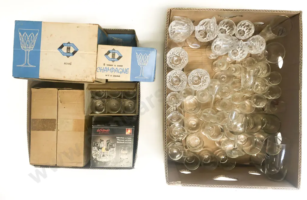 Box of Assorted Crystal and Glassware Image 1++