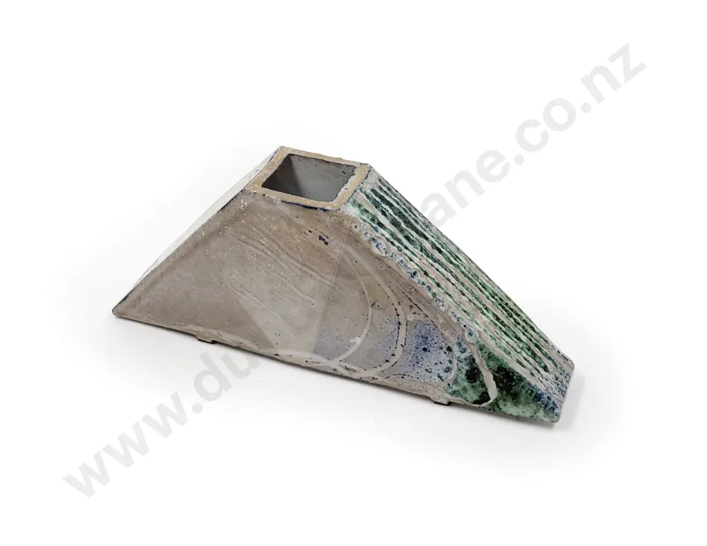 Poverty Bay Pottery Vase Image 1++