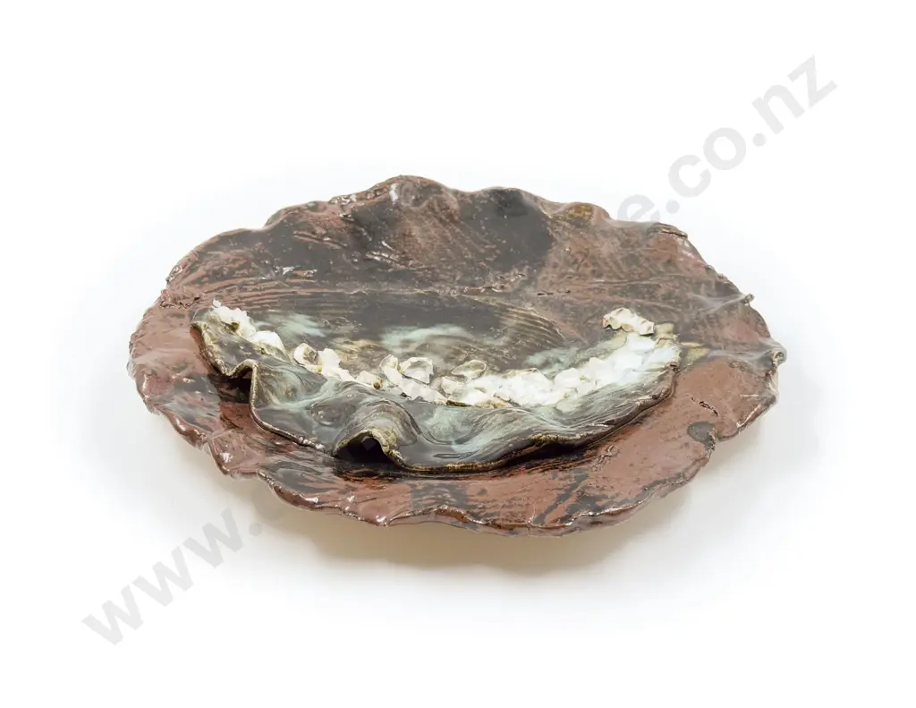 NZ Pottery Charger Image 1++