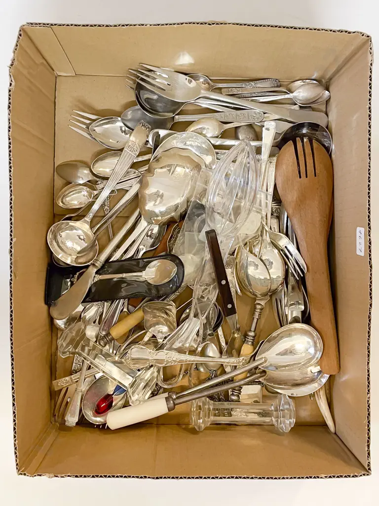 Qty of Assorted S/P Cutlery etc Image 1++