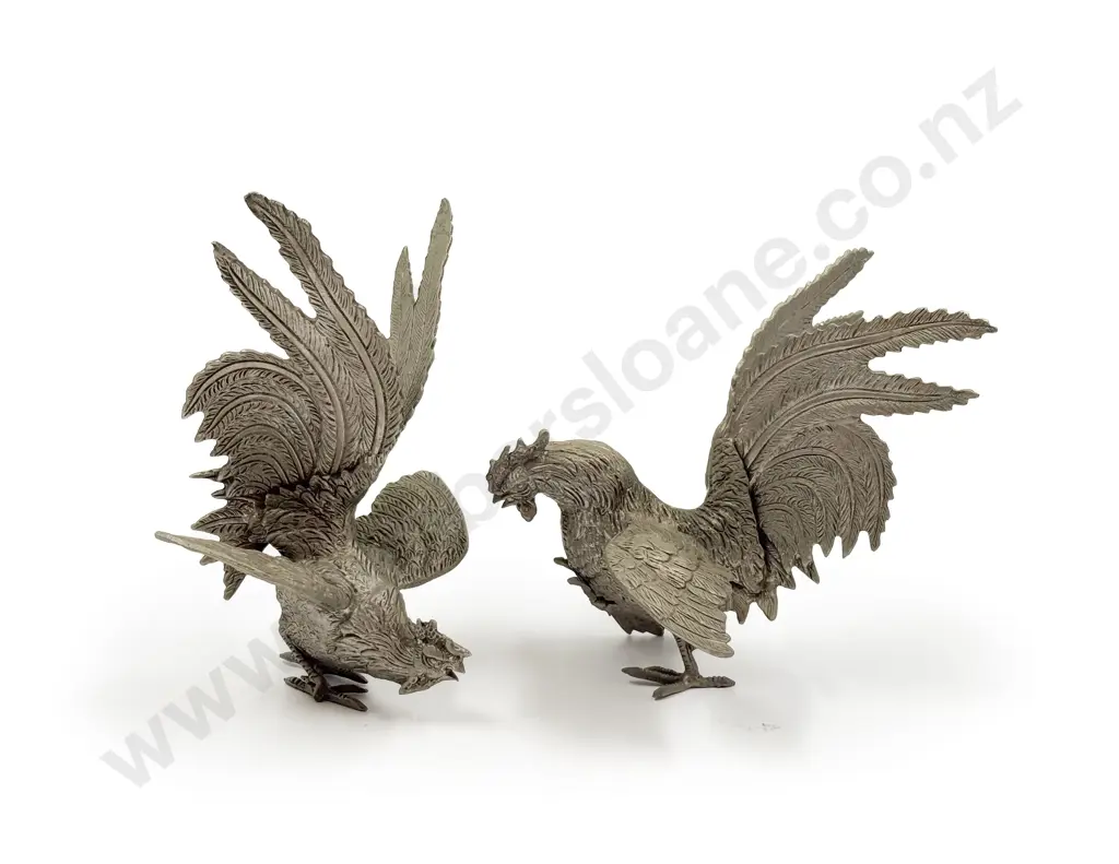 Pair of Metal Fighting Roosters Image 1++