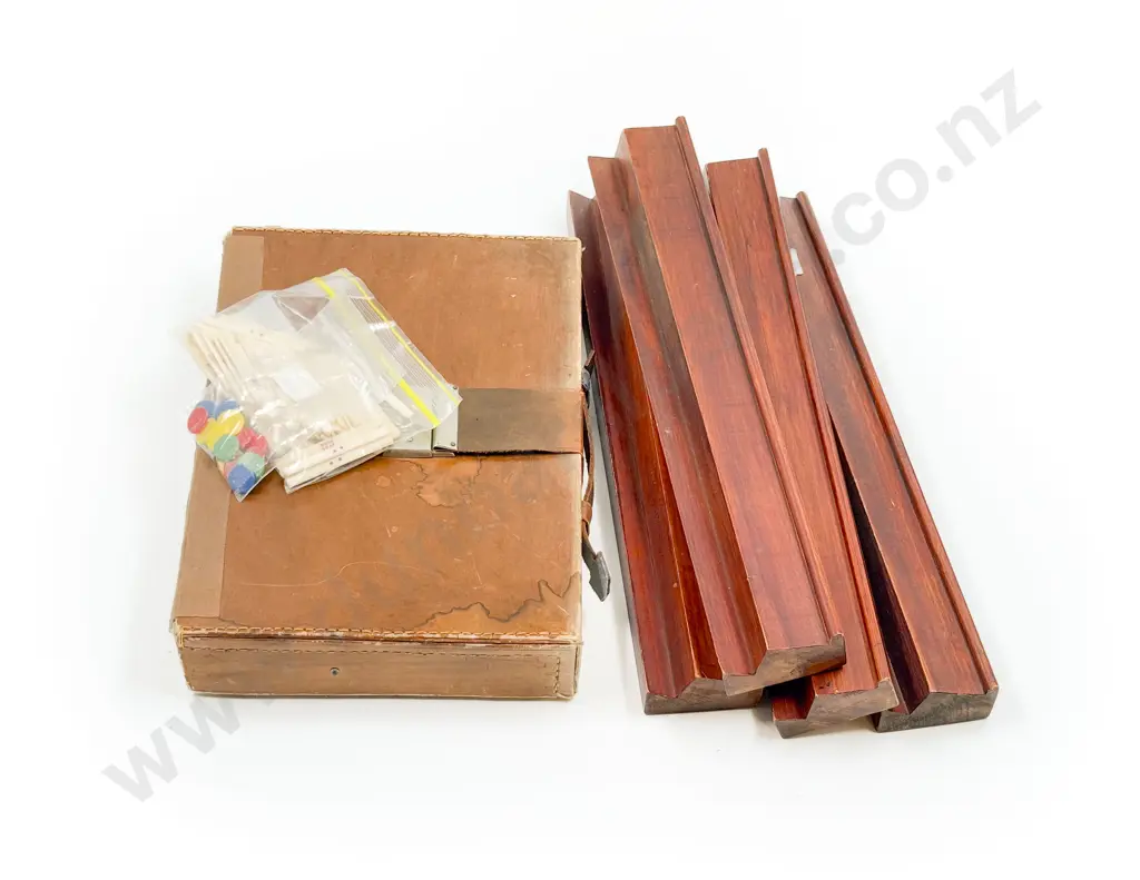 Mahjong Set in Case together with Counter Holders Image 1++