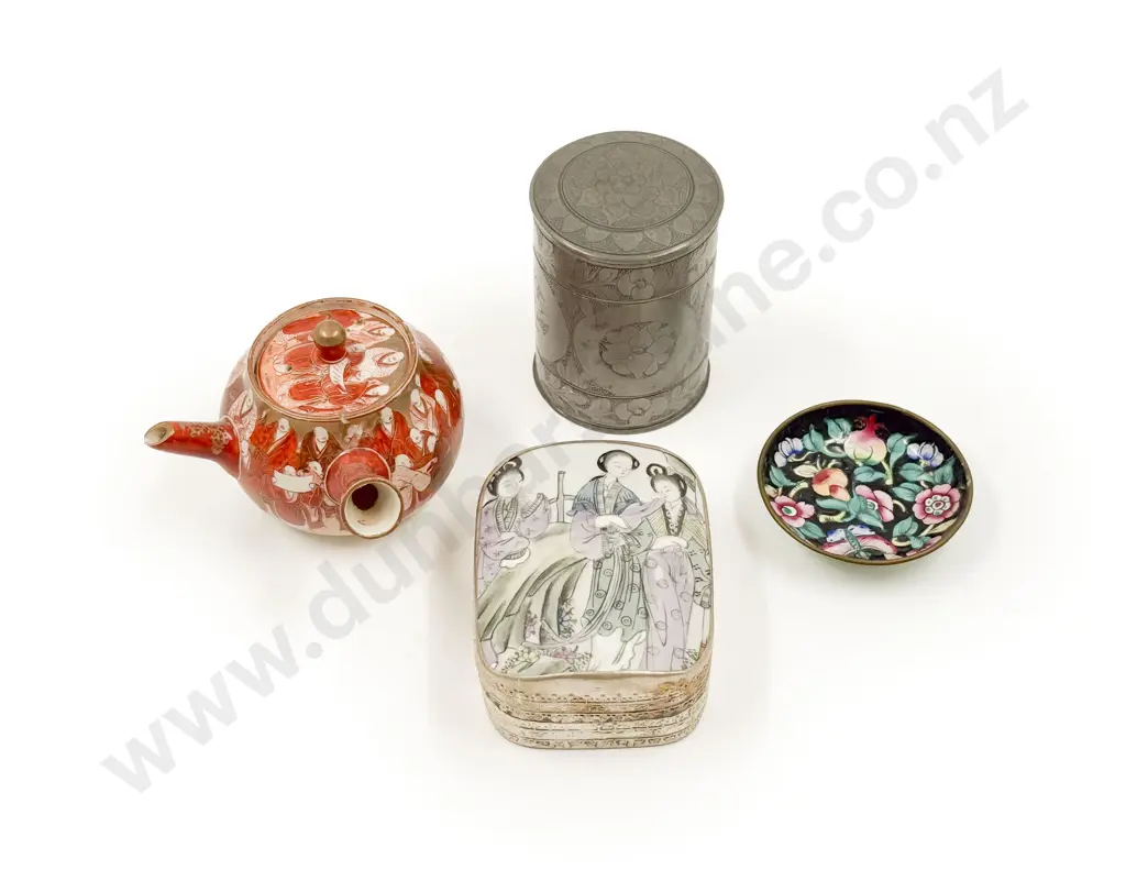 Four Pieces of Assorted Asian Image 1++