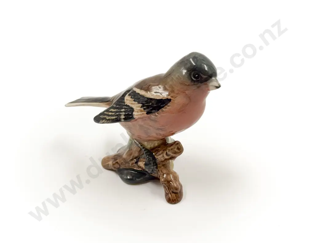 Beswick Bird Ornament "Chaffinch" Image 1++