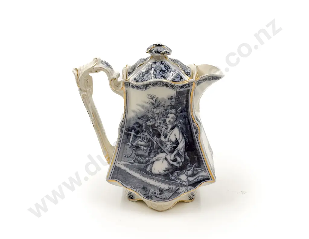 "The Geisha" Blue and White China Hot Water Jug Image 1++