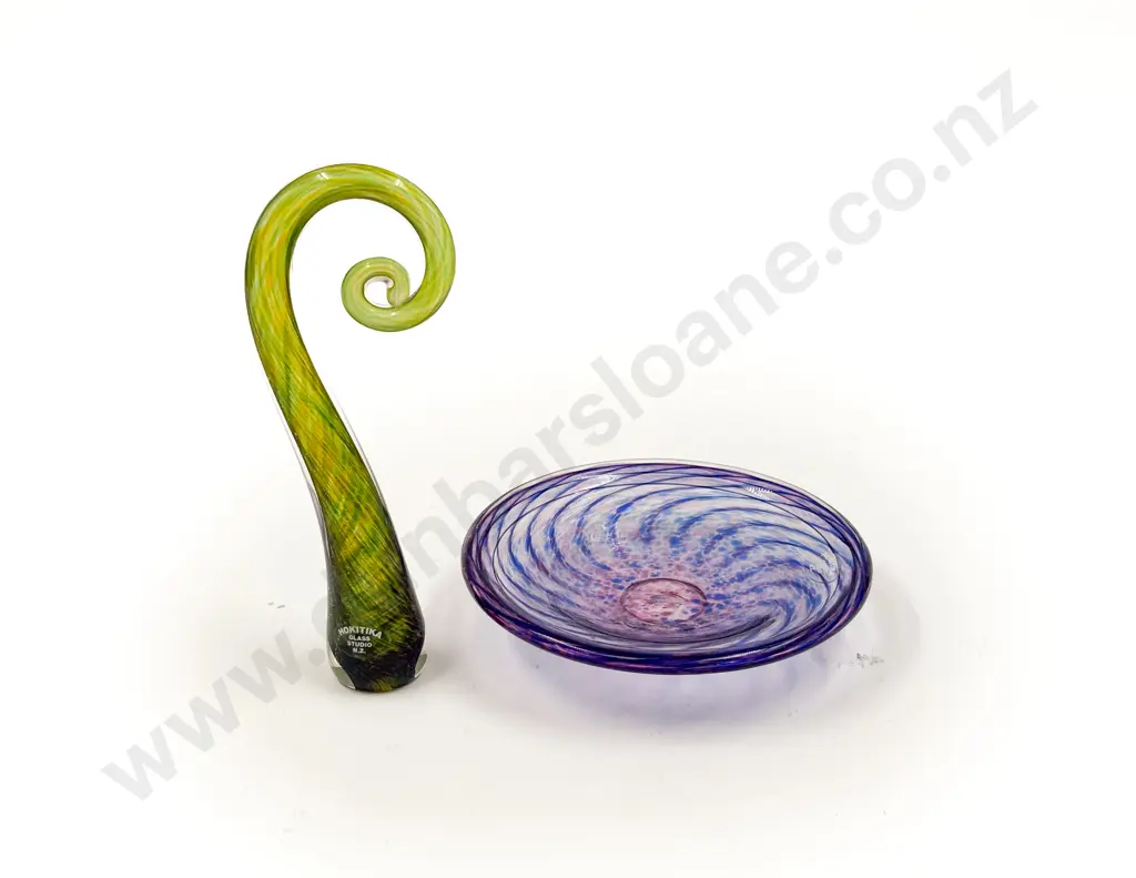 Two Pieces of Hokitika Studio Art Glass Image 1++