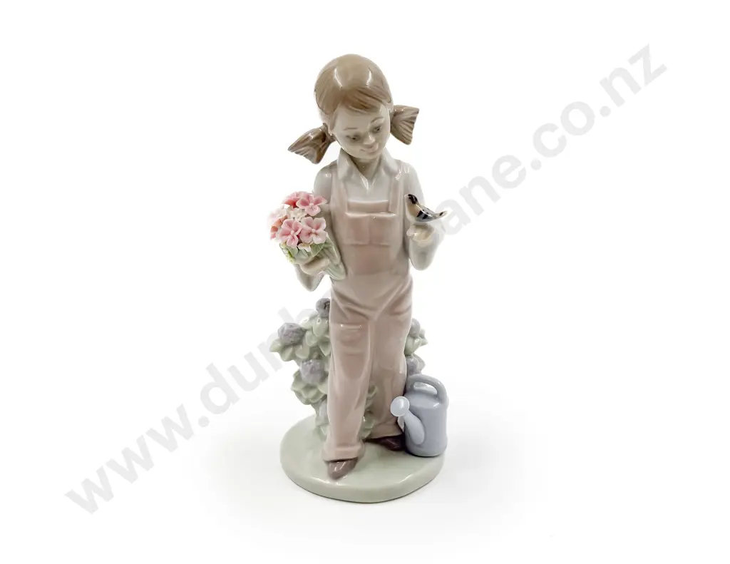 Lladro Figure "Spring" Image 1++
