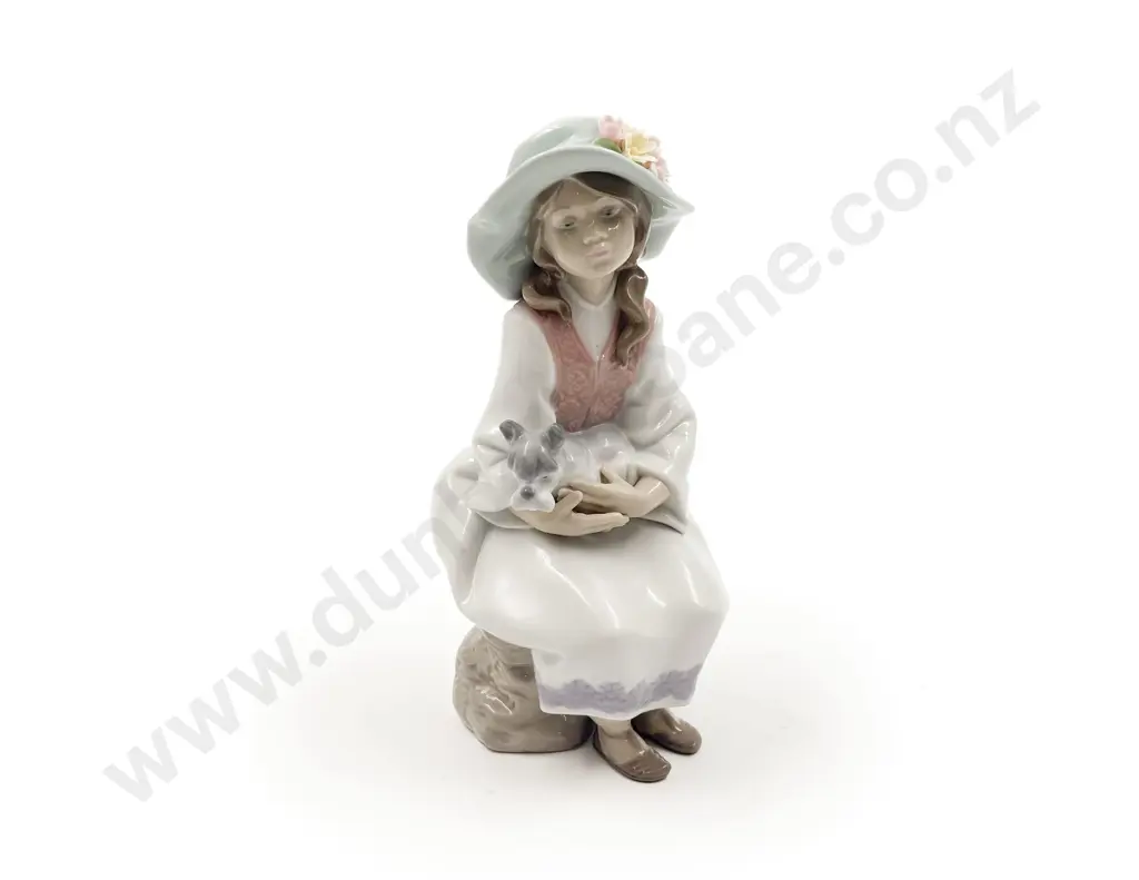 Lladro Figure "Daydreams" Image 1++