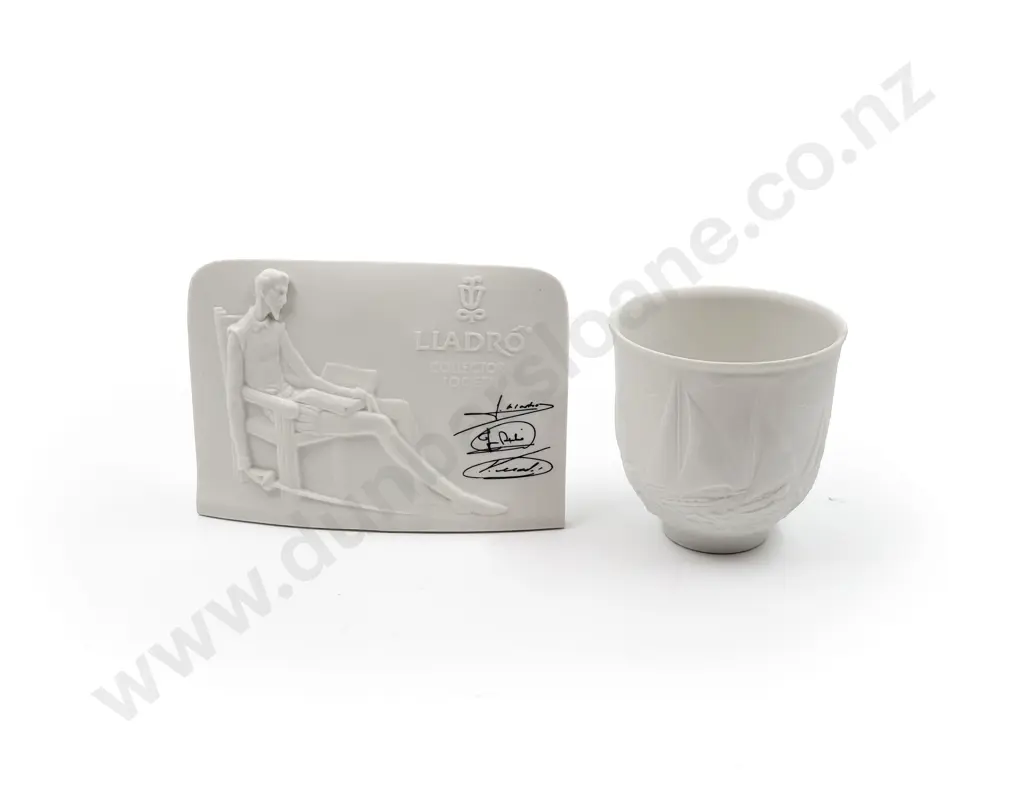 Lladro Collectors Society Plaque and Cup Image 1++
