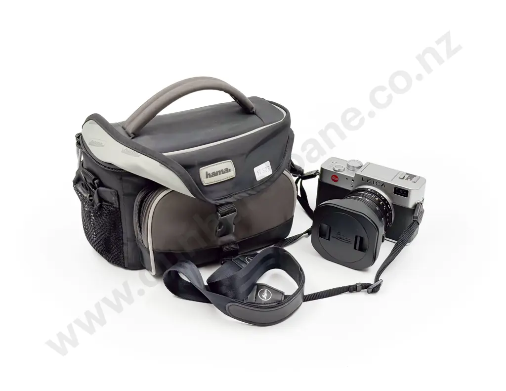 Leica DigiLux 2 In Carry Case Image 1++
