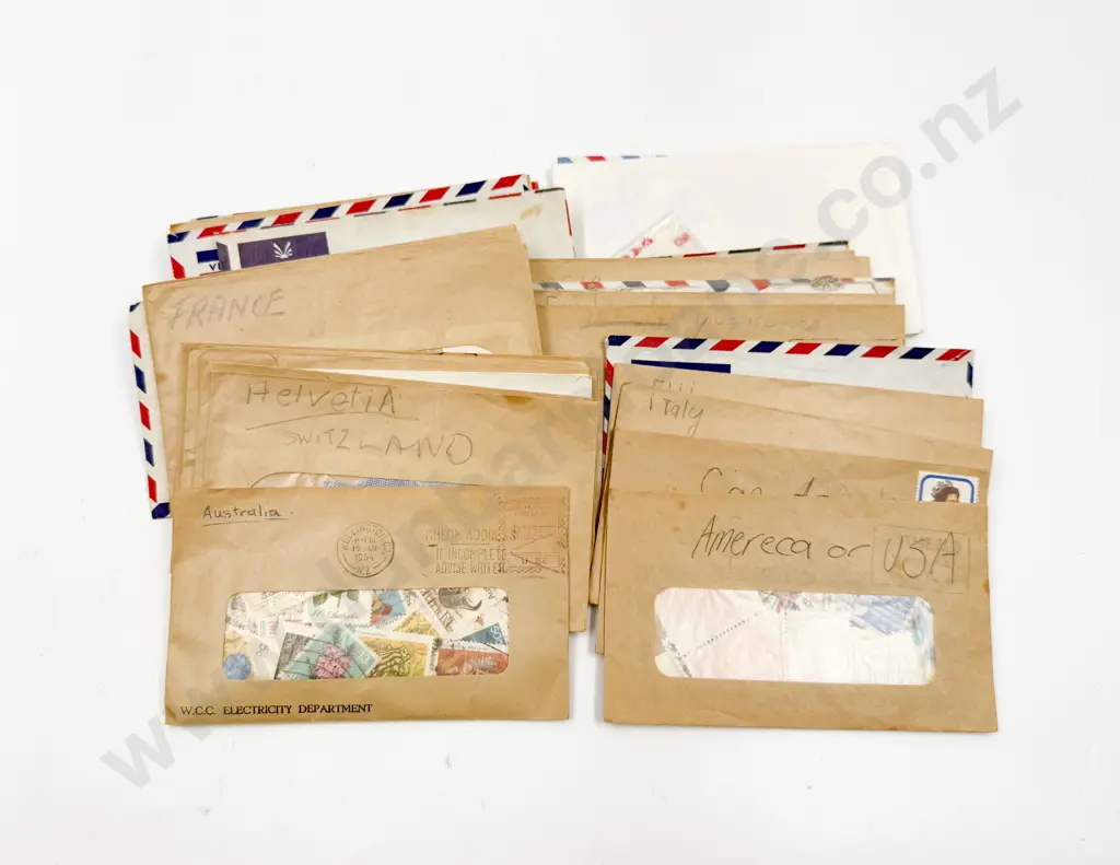 Qty of Assorted Loose Stamps and Envelopes etc. Image 1++