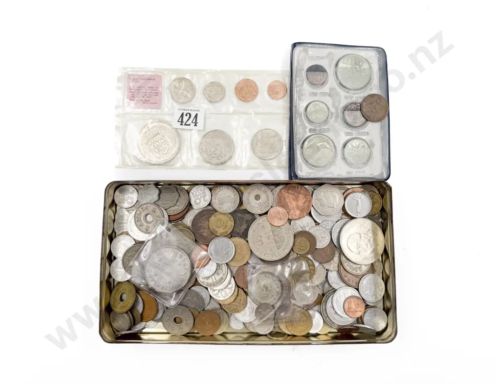 Qty of Assorted Loose Coinage etc. Image 1++