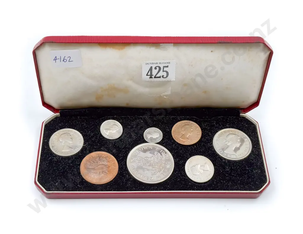 Cased NZ Coin Set Image 1++