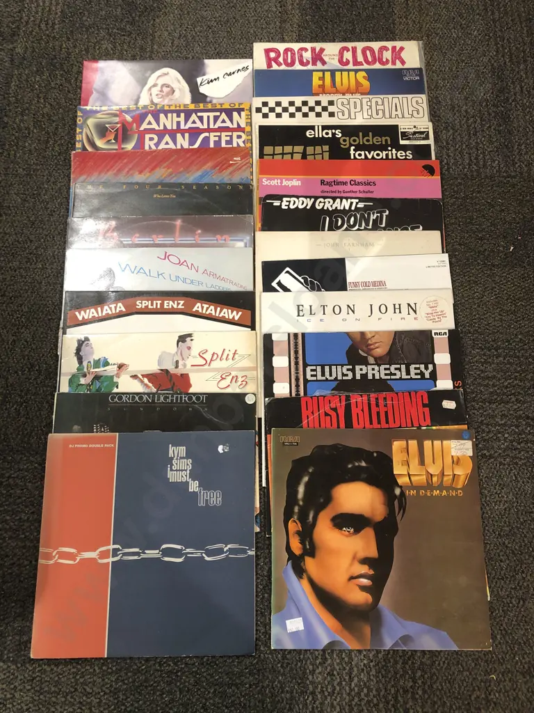 Qty of Assorted Vinyl Records Image 1++