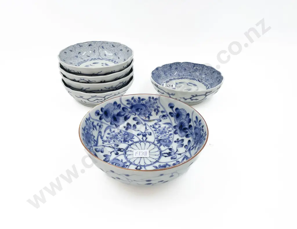 Small Qty of Chinese Blue and White Bowls Image 1++