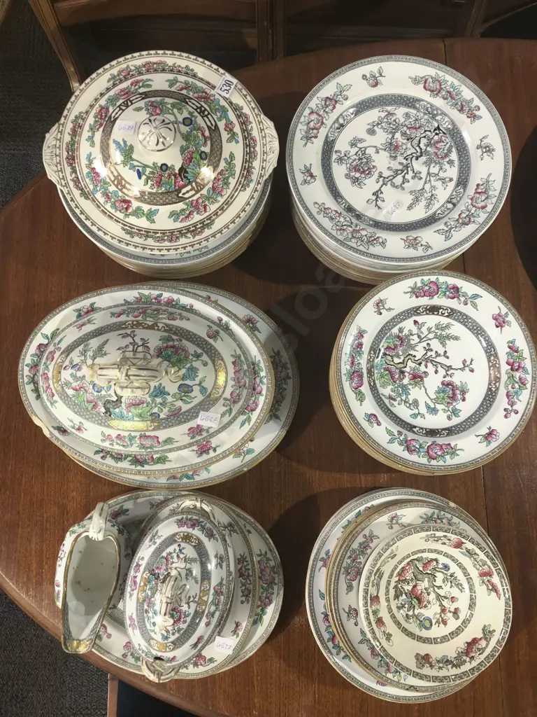 Minton's Part Dinner Set Image 1++