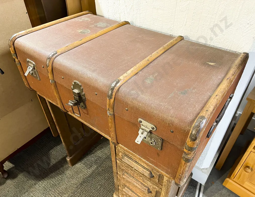 Vintage Travel Trunk Image 1++